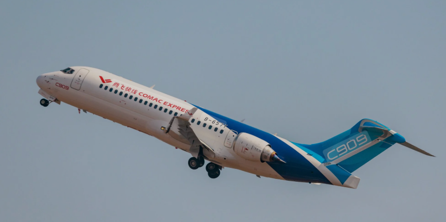 حمله تکنولوژیک آمریکا به صنعت هواپیماسازی چین/  ترامپ صادرات موتور  هواپیما به چین را تعلیق کرد