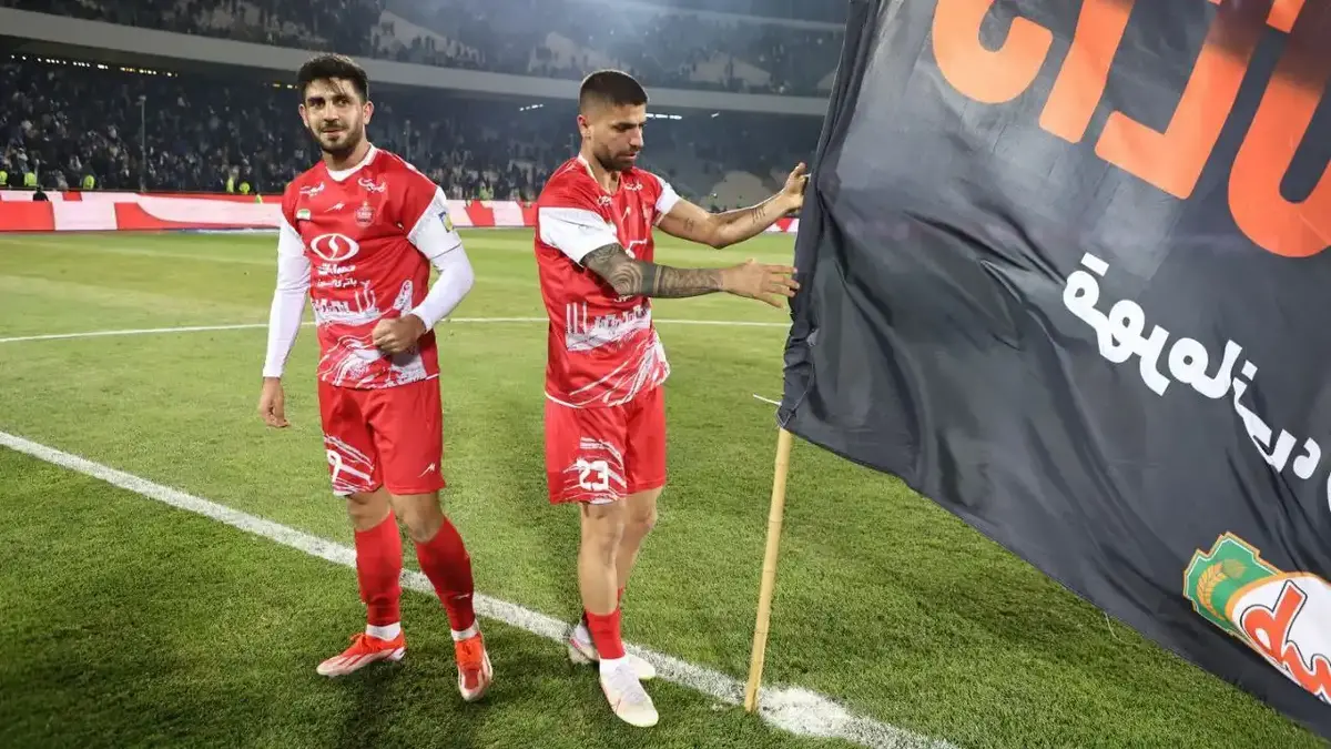 تمدید قرارداد ۲ ستاره پرسپولیس