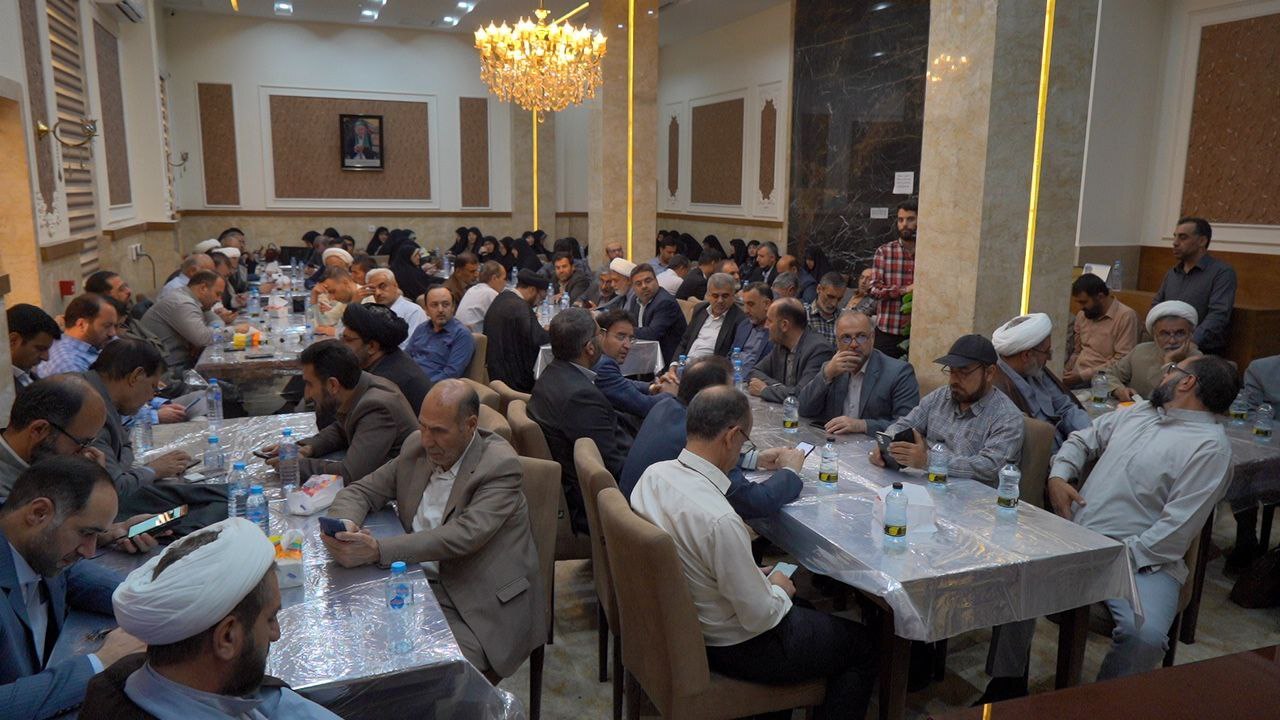 هماندیشی مدیران معارف اسلامی دانشگاه آزاد در مشهد؛ گامی در جهت تحول آموزش و پاسخگویی به نیازهای دانشجویان هماندیشی مدیران معارف اسلامی دانشگاه آزاد در مشهد؛ گامی در جهت تحول آموزش و پاسخگویی به نیازهای دانشجویان