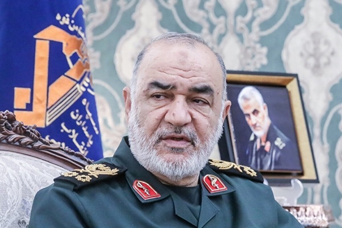 پیام تسلیت فرمانده کل سپاه در پی درگذشت پدر سردار بزم شاهی