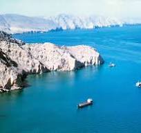 تنگه&zwnj;ی هرمز: شریان حیاتی انرژی جهان و کانون تنش&zwnj;های جهانی