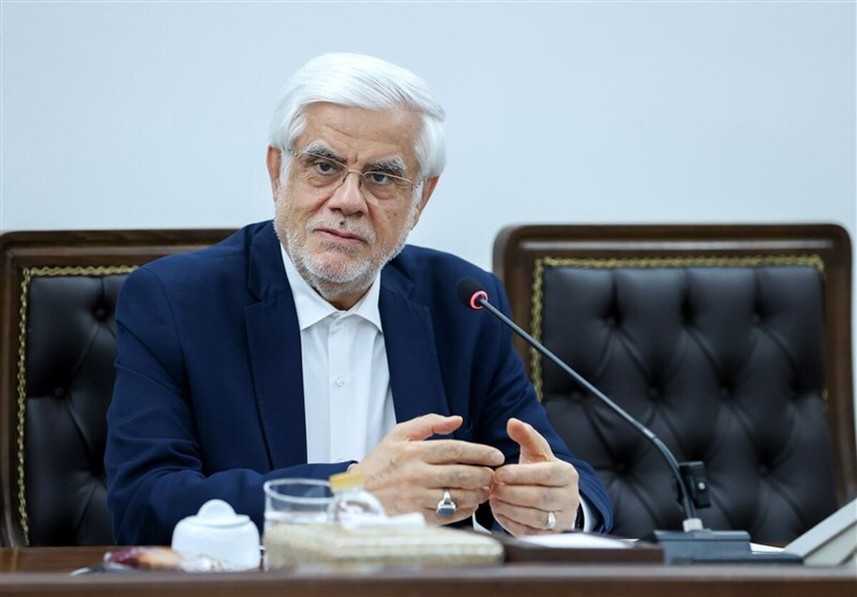 عارف: سرداران جبهه اقتصادی در جنگ ۱۲ روزه خوش درخشیدند/ دنبال جنگ نیستیم اما به خوبی از وطن دفاع می‌کنیم