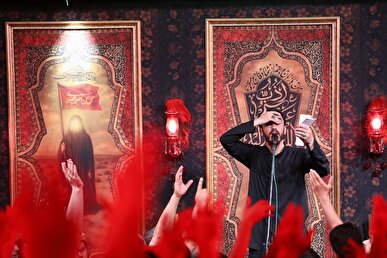 ببینید| مرثیه «دلا دیدی که حاجی زاده هم رفت؟...» مهدی رسولی در شب چهارم محرم