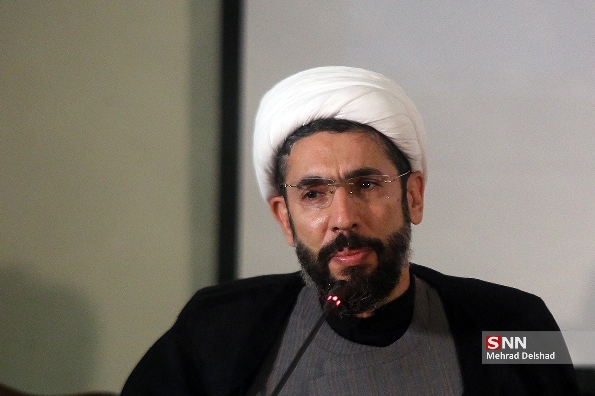 رستمی: غرب یک باند غارتگری است که هیچ رحمی ندارد/ تا مقتدر نشویم و نایستیم، برای گرفتن تمام داشتههای ما عقب نخواهند نشست