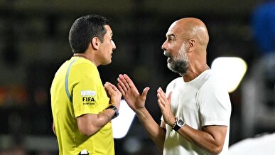 گواردیولا به داور بازی منچسترسیتی و الهلال: «خفه شو»