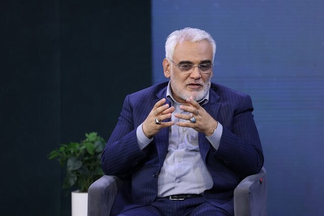 شهید طهرانچی: در‌های علم را به روی ما بستند، اما ایستادیم + فیلم
