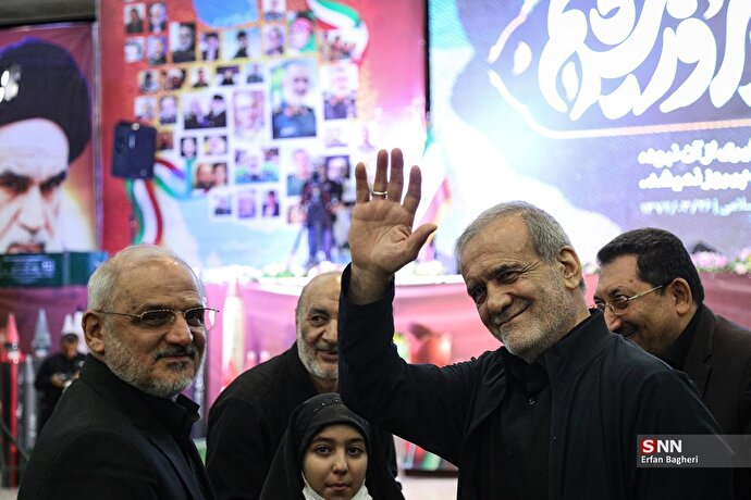 گرامیداشت شهدای اقتدار ایران در مصلای تهران