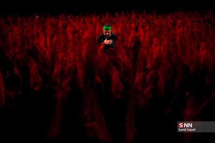 عزاداری شب هفتم محرم در هیأت ریحانه‌الحسین (س)
