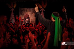 عزاداری شب هفتم محرم در هیأت ریحانه‌الحسین (س)