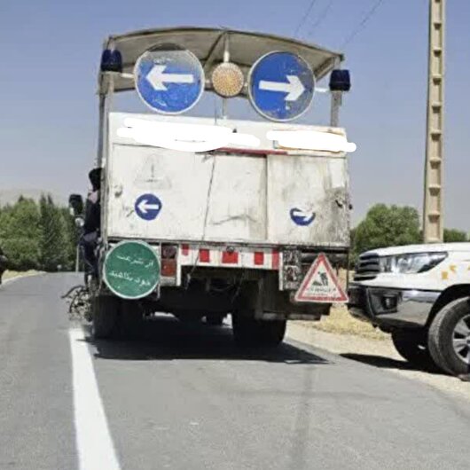 عملیات خط‌کشی ۲۰۰ کیلومتر از محورهای مواصلاتی شهرستان بروجن در حال انجام است