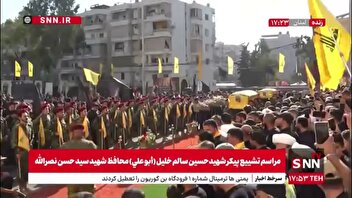 تصاویری از تشییع پیکر شهید ابوعلی محافظ شهید سیدحسن نصرالله بر روی دوش مردم لبنان