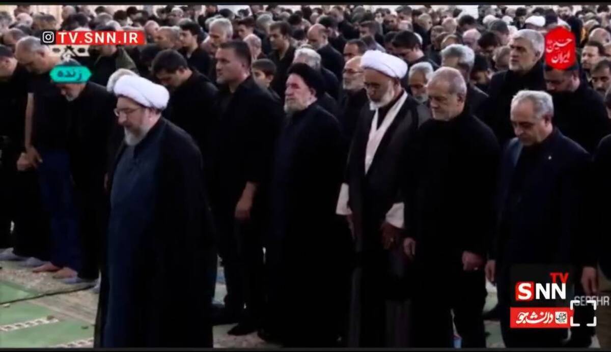 حضور رئیس جمهور در جمع عزاداران عاشورایی تبریز + فیلم