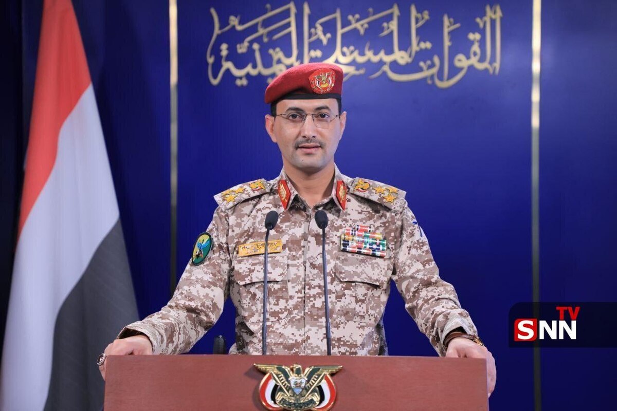 یحیی سریع: پدافند هوایی یمن بخش بزرگی از تشکیلات حمله اسرائیل را مجبور به عقبنشینی کرد