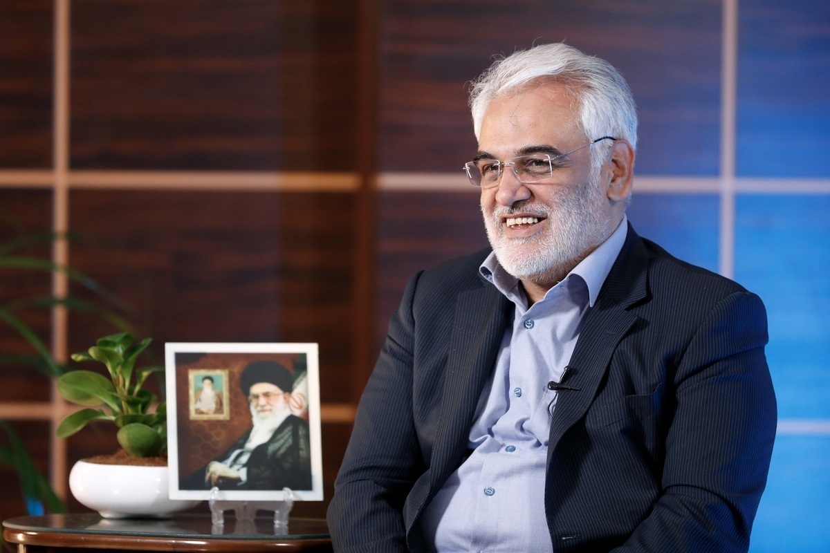 شهید طهرانچی؛ کسی که مقاومت را در مسیر اقتدار میدانست / فداکاری در مسیر آموزش و پژوهش تا پای جان برای ایران + فیلم