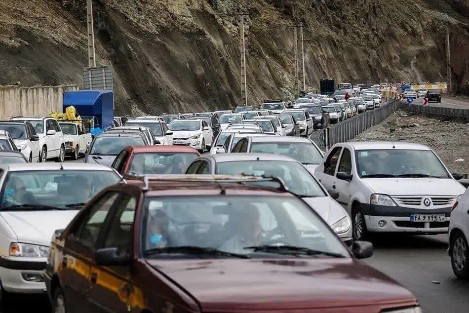 با پایان یافتن تعطیلات
ترافیک سنگین در خروجیهای مشهد در ۱۷ تیرماه