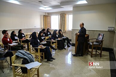 جبران کمبود هیات علمی با اساتید بازنشسته/ وقتی فضا برای حضور اساتید جوان محدود می‌شود!