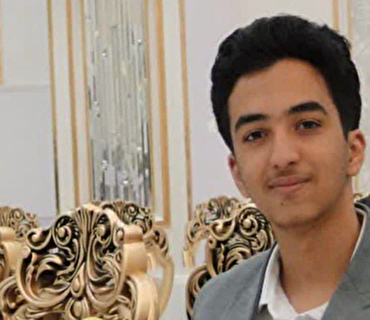 پدر شهید نوجوان قمی: برای احسان زمینی خریده بودیم، حال که به شهادت رسیده آن را تقدیم نیروهای مسلح میکنیم+فیلم