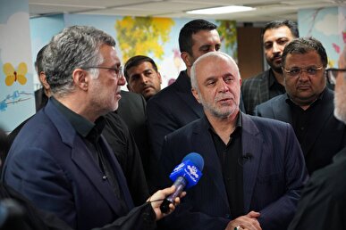 اوحدی: صبر ماندگار خانواده شهدا باید روایت شود/ موضوع اسکان خانواده‌های شهدا تا بازسازی منزل آنان باید مورد توجه قرار بگیرد