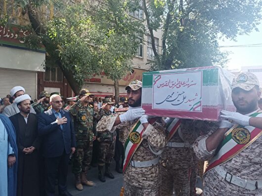تشییع پیکر شهید امیرسرتیپ علی حسین محمدی در بروجرد
