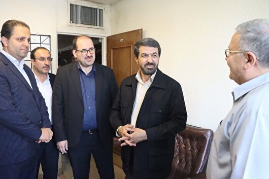 پیگیری امور مردم در شرایط بحرانی تعطیل‌بردار نیست