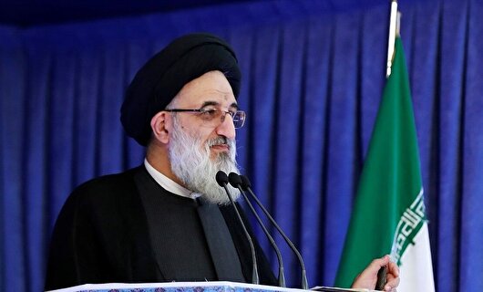 دشمن به دنبال سربازگیری از درون جبهه خودی است