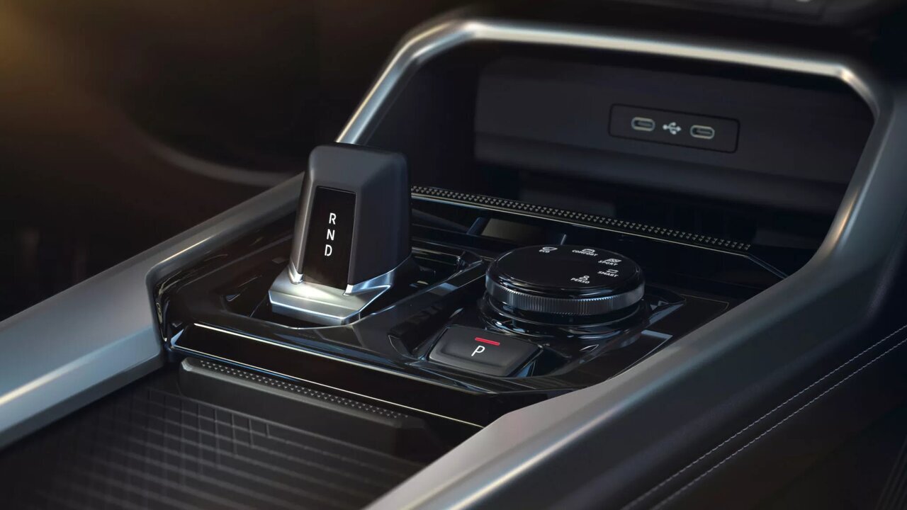 محصول جدید &laquo;رنو&raquo; برای خاورمیانه معرفی شد / تفاوت رنوهای ایرانی با خودروهای جدید + عکس