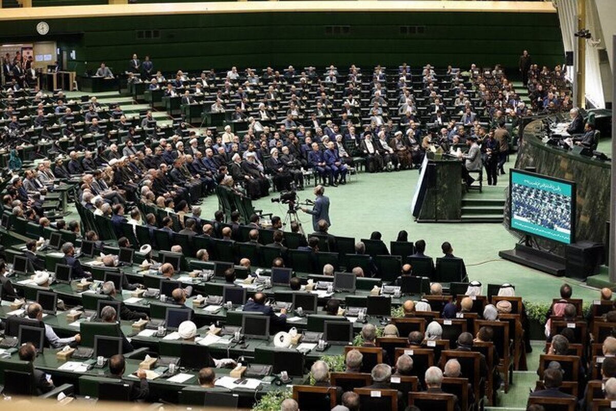 وزیر کشور به مجلس میرود