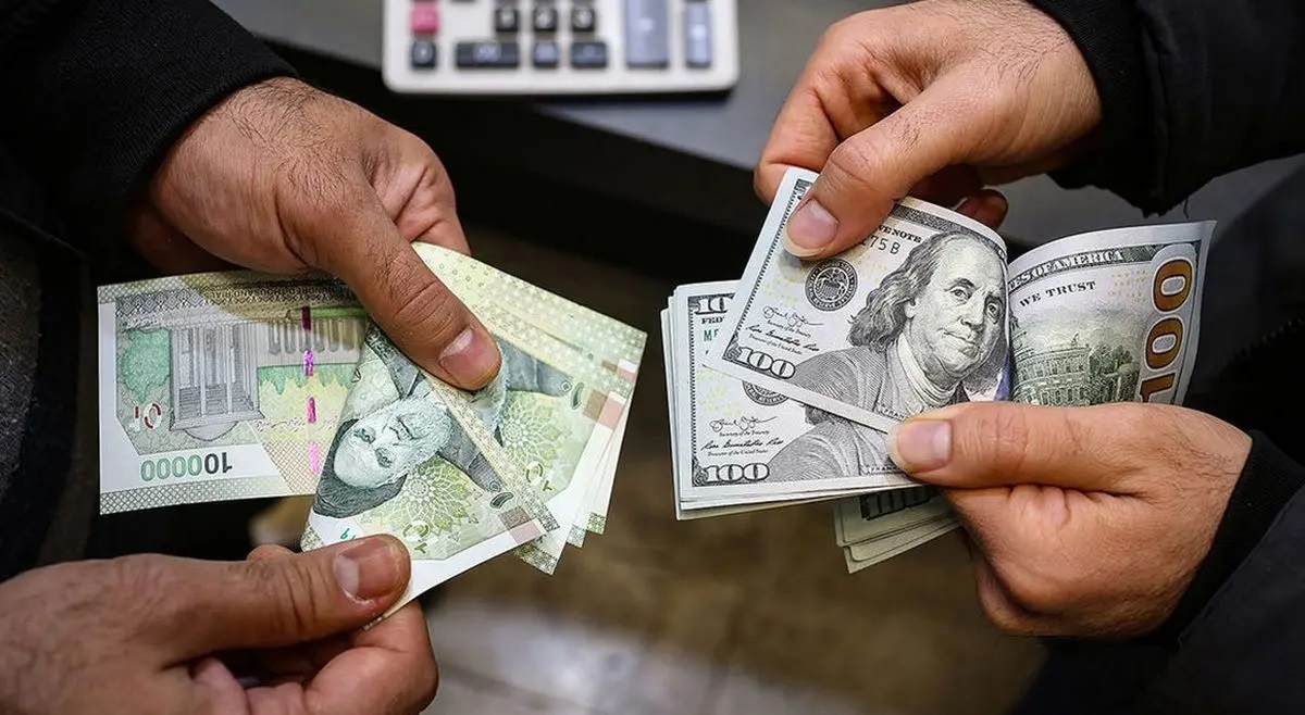 قیمت دلار و یورو در مرکز مبادله ایران؛ دوشنبه ۲۳ تیر