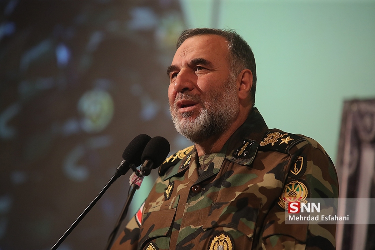 امیر حیدری: شهدا چراغ راه عزت و آزادی ملت ایران هستند