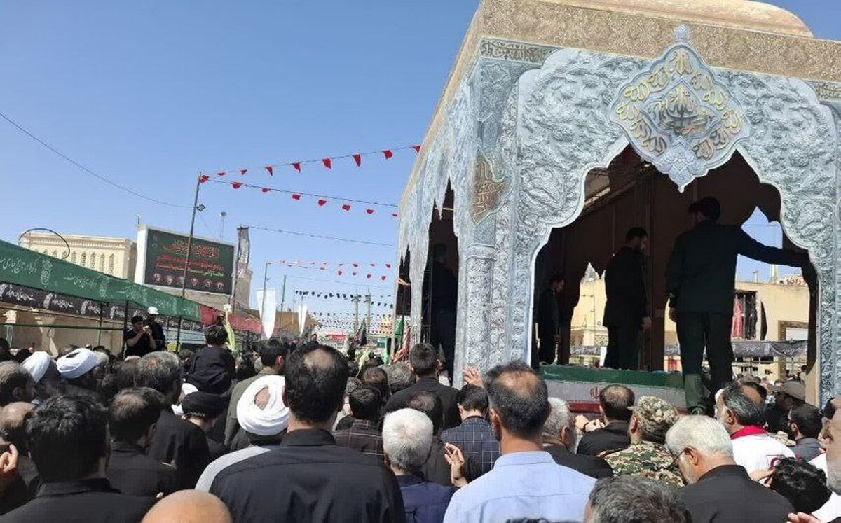 مراسم باشکوه تشییع پیکر مطهر دو شهید حمله رژیم صهیونیستی در قم+فیلم