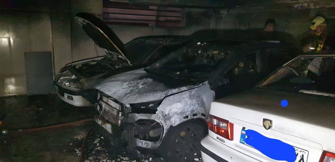 جزئیات حریق یک مجتمع ۶۰ واحدی در خیابان پاسدار گمنام