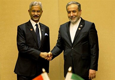 رایزنی عراقچی با وزیر امور خارجه هند
