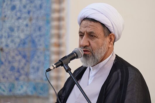 شکستن وحدت و همدلی جامعه، همراهی با دشمن است / باید پای وحدت در کشور ایستاد