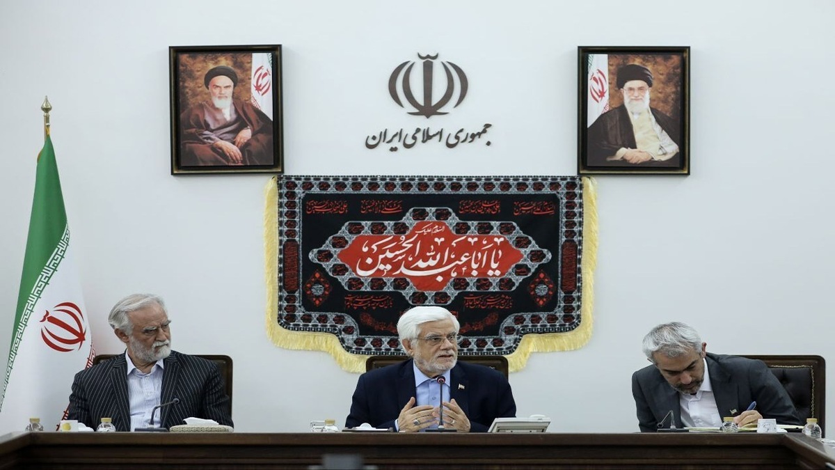 عارف: فضای آرام جامعه را حفظ کنیم/ از درگیریهای سیاسی نتیجهای حاصل نمیشود