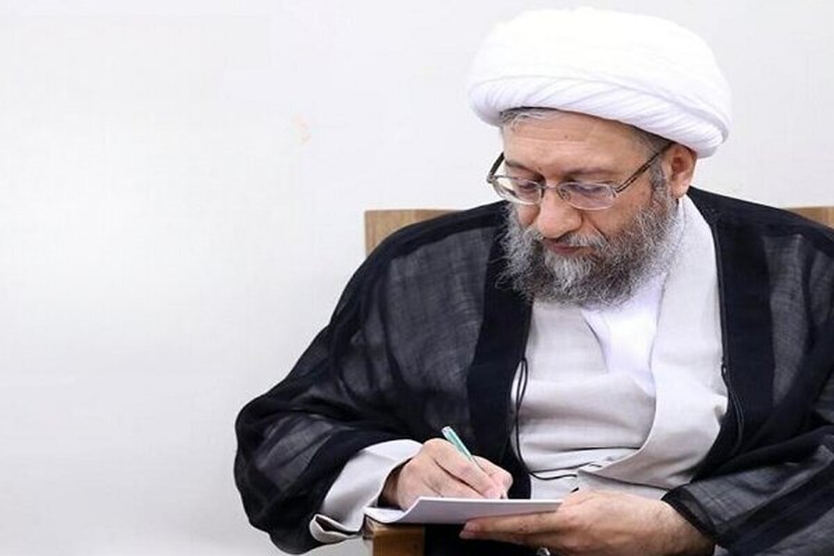 آیت الله آملی لاریجانی درگذشت برادر حجتالاسلام ناطق نوری را تسلیت گفت