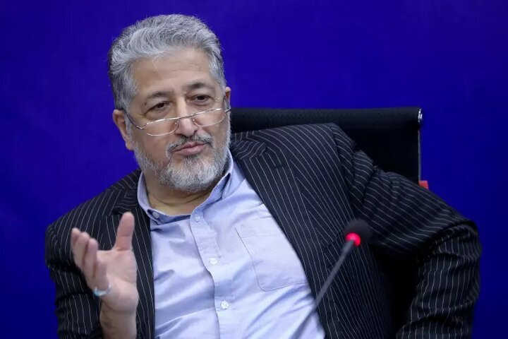 عبور از اقتصاد شهریهمحور، هدف بودجه ۱۴۰۴ دانشگاه آزاد اسلامی