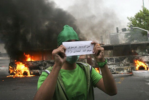 موسوی، تکرار یک خطا در میانۀ جنگ ترکیبی