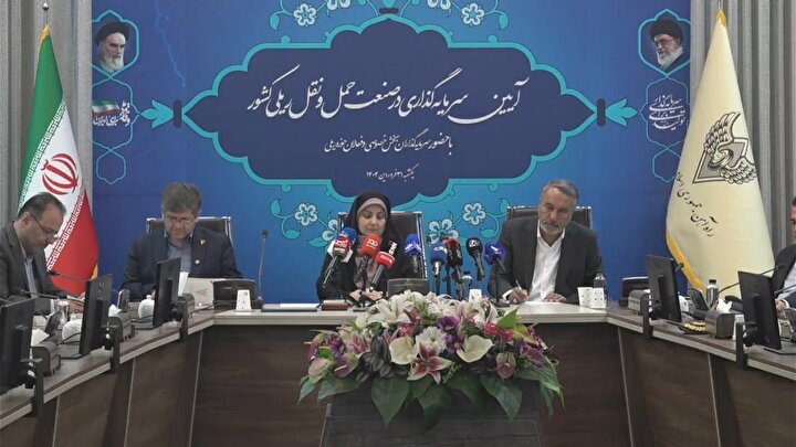هدف ما پیشرفت مداوم حمل‌ونقل ریلی است/ توسعه پایدار با مشارکت بخش خصوصی محقق می‌شود