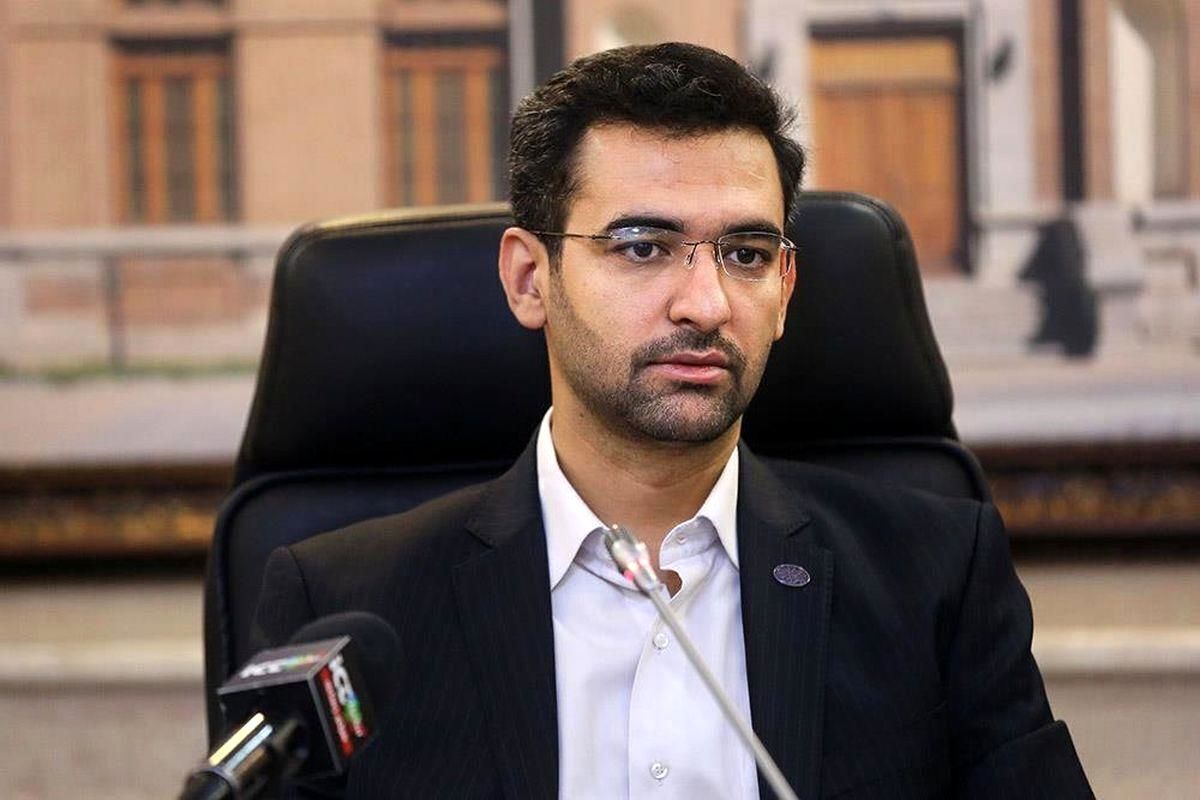 آذریجهرمی: همه با هم رمز ایستادگی بودند