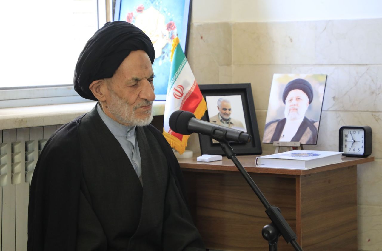 انقلاب امروز در اوج اقتدار و بیداری عمومی جهان اسلام قرار دارد