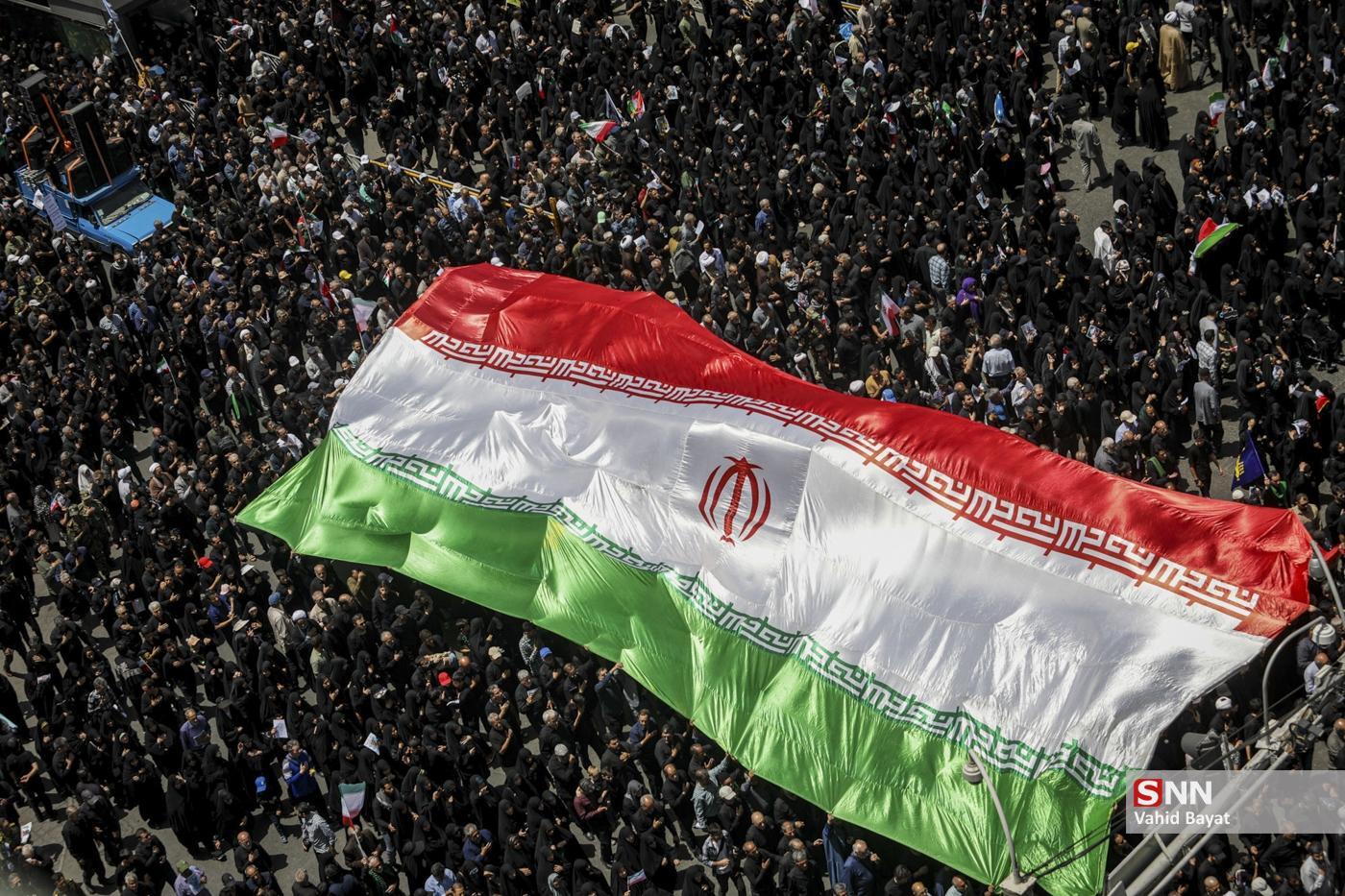 آغاز مراسم تشییع و وداع مردم تهران با پیکر شهدای اقتدار