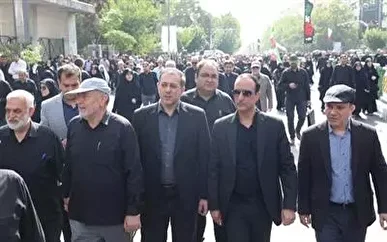 حضور رئیس و کارکنان سازمان سنجش آموزش کشور در مراسم تشییع پیکر شهدای اقتدار