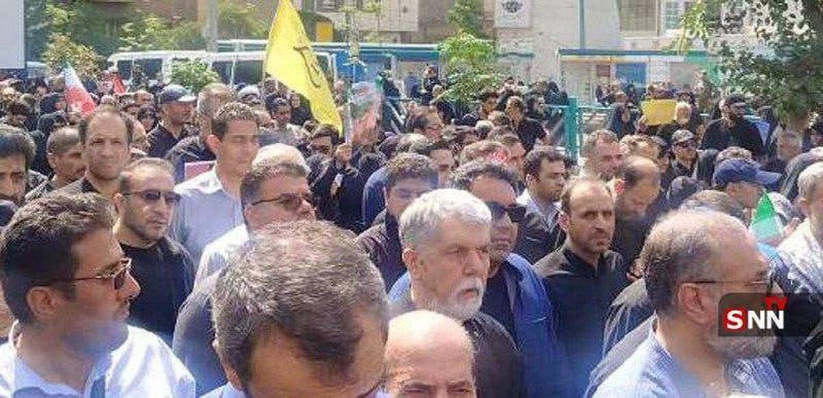 حضور وزیر فرهنگ و ارشاد اسلامی در آیین تشییع شهدای اقتدار در تهران