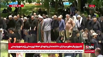 اقامه نماز جماعت در حاشیه مراسم تشییع پیکر شهدای اقتدار