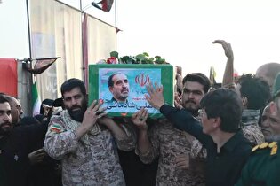 بدرقه باشکوه پیکر سپهبد شهید «علی شادمانی» به سمت گلزار شهدای همدان+فیلم
