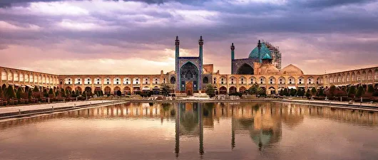 آغاز عملیات مرمت آرایه‌های کاشی‌کاری مسجد جامع اصفهان