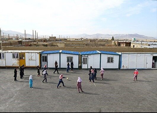 استاندار کردستان خواستار جمع‌آوری مدارس کانکسی شد