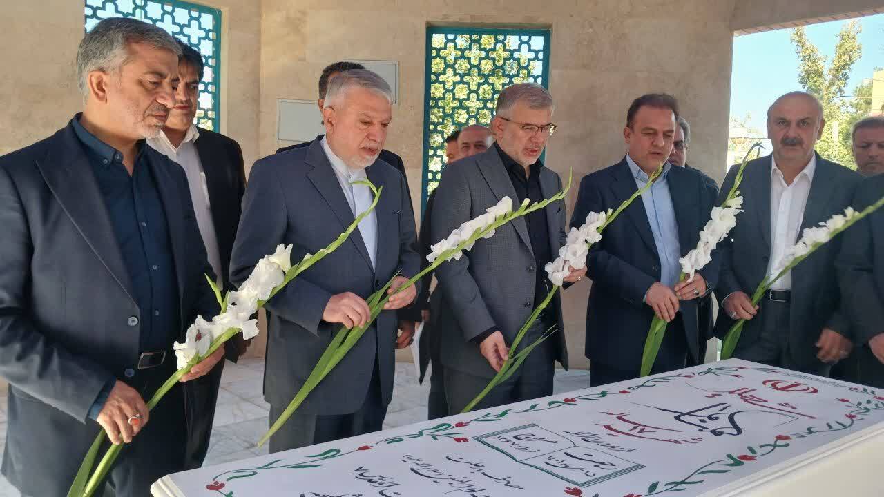 بازدید وزیر میراث فرهنگی از پروژههای مرمت آثار تاریخی در البرز+عکس بازدید وزیر میراث فرهنگی از پروژههای مرمت آثار تاریخی در البرز+عکس