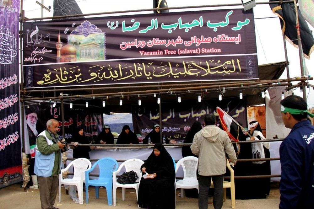 ۳۲ موکب گیلان در خدمت زائرین