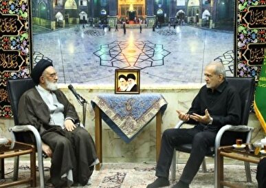 رئیس‌ جمهور با آیت‌الله سعیدی دیدار کرد
